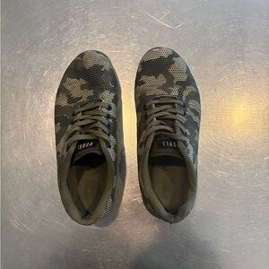 NOBULL Field Camo Women’s size 8 Outwork Sneakers